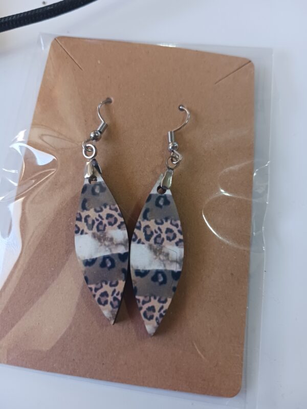 Flower Petal Shaped Leopard Print Earrings