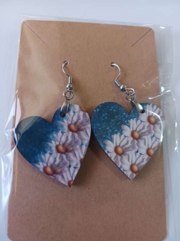 Heart Shaped Daisies Earrings