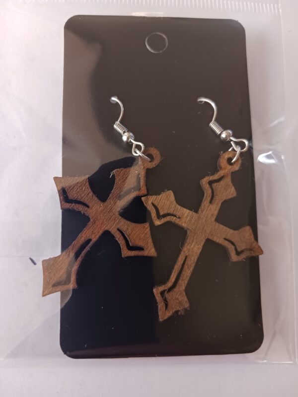 Stained Wood Cross Design 12